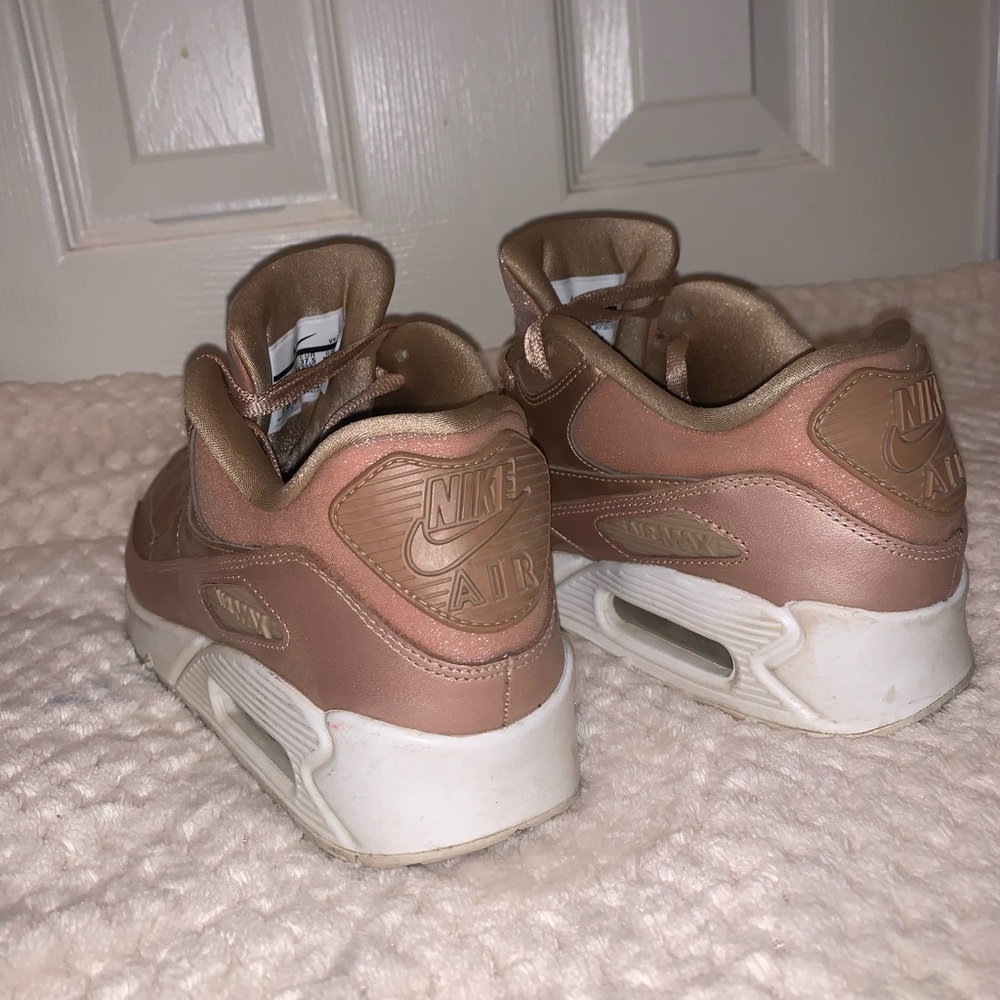 Nike Air Max 90